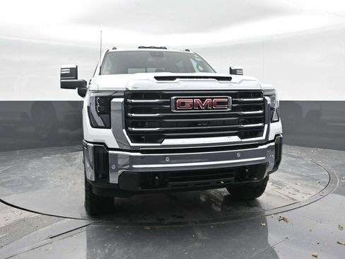 New 2026 GMC Sierra 2500 SLT w/ SLT Premium Package image 5