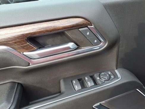 Used 2024 GMC Sierra 1500 Elevation image 17