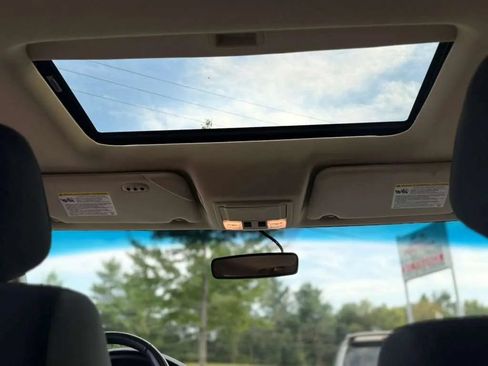 Used 2016 Ford Flex SEL w/ Equipment Group 201A FWD image 12