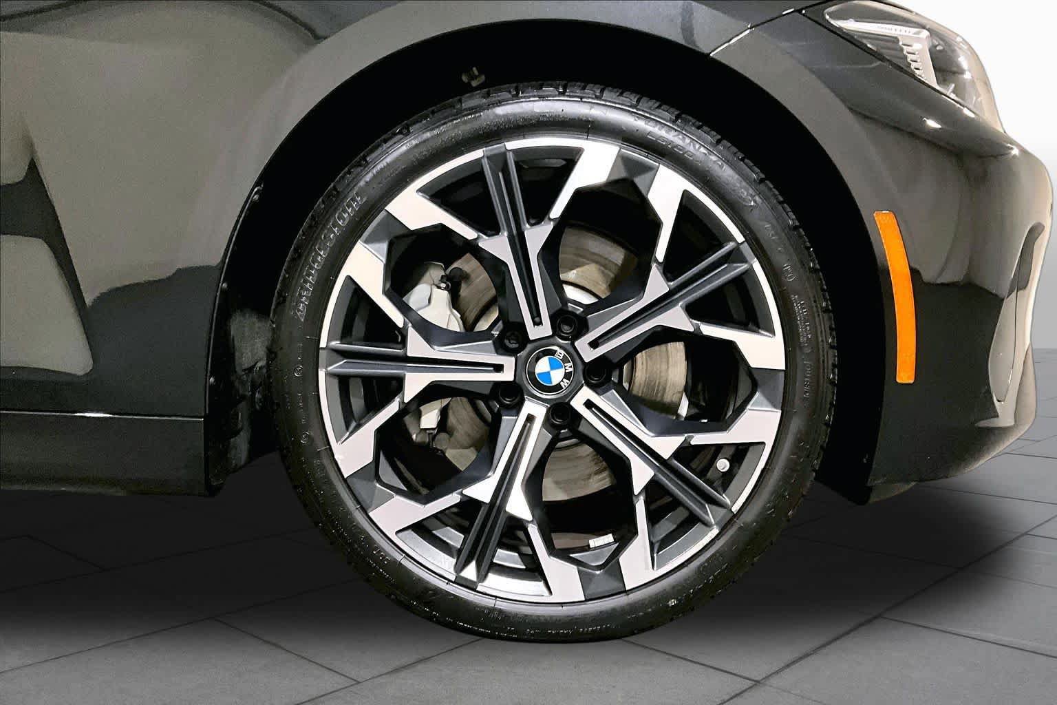 Used 2026 BMW 430i xDrive Coupe w/ Premium Package AWD/4WD image 10