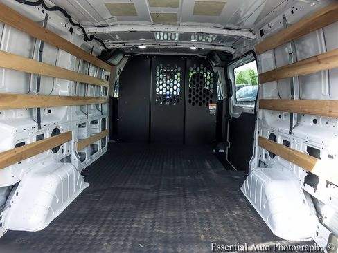 Used 2025 Ford Transit 250 Low Roof w/ Exterior Upgrade Package RWD image 19