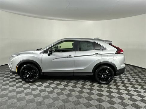New 2025 Mitsubishi Eclipse Cross LE image 4