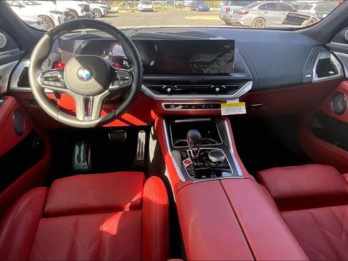 Used 2025 BMW XM image 17