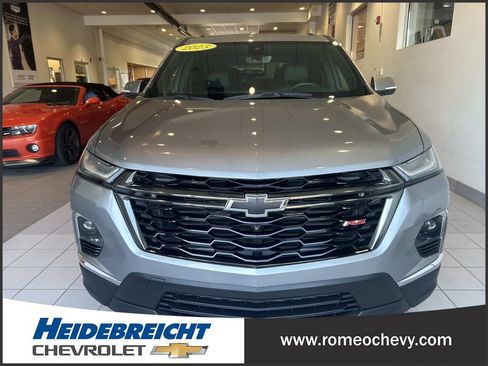 Certified 2023 Chevrolet Traverse RS FWD image 39