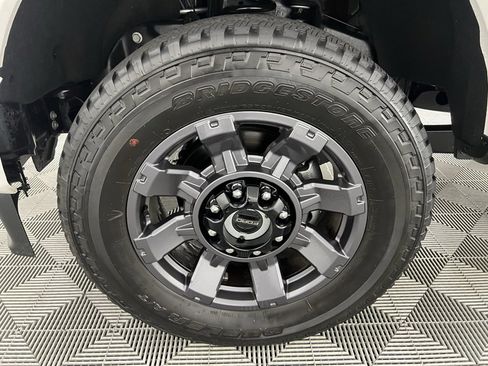 Used 2024 Ford F250 Lariat w/ Sport Appearance Package image 11