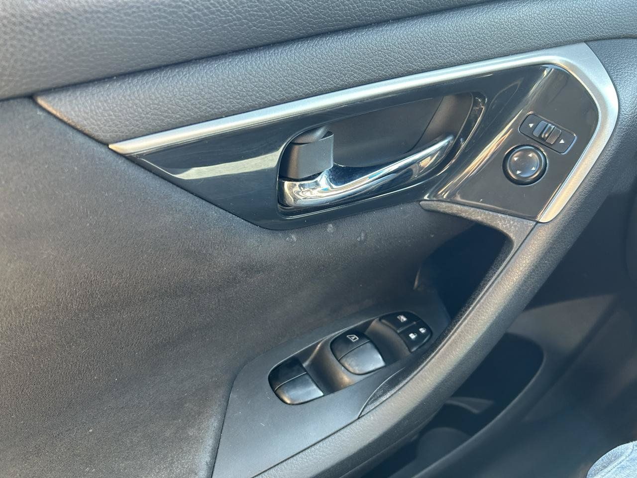 Used 2014 Nissan Altima 2.5 S FWD image 25