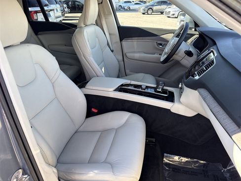 Used 2023 Volvo XC90 B6 Plus w/ Protection Package Premier image 28