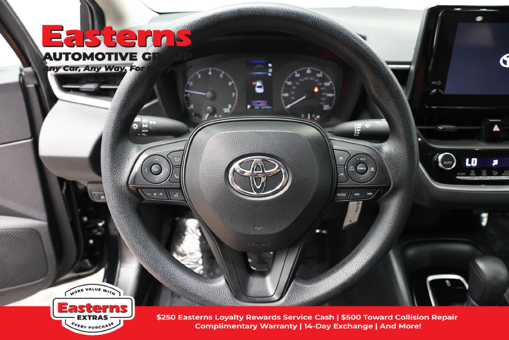 Used 2024 Toyota Corolla LE FWD image 11