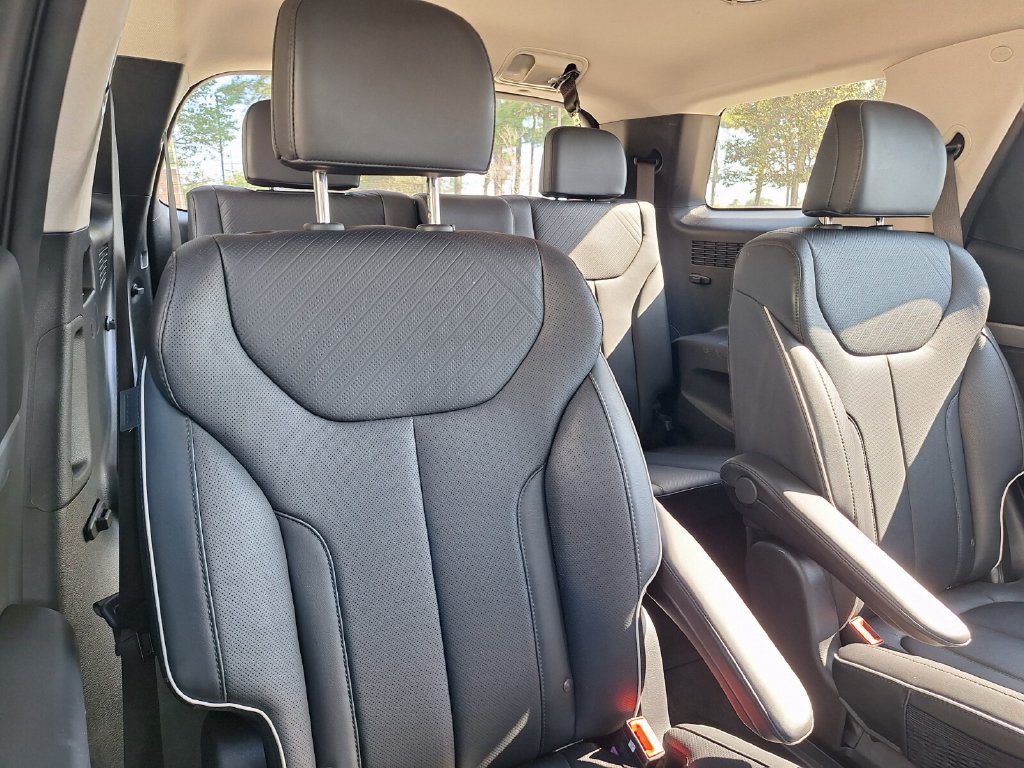Used 2025 Hyundai Palisade SEL AWD/4WD image 28