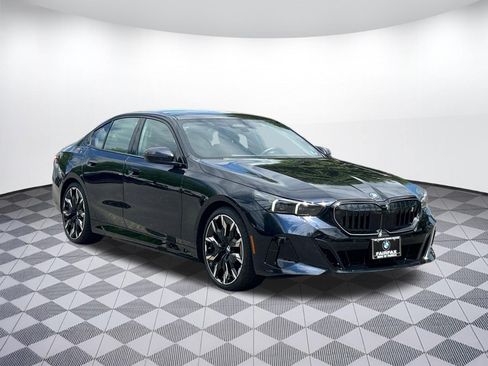 Certified 2026 BMW i5 eDrive40 w/ Executive Package AWD/4WD image 7