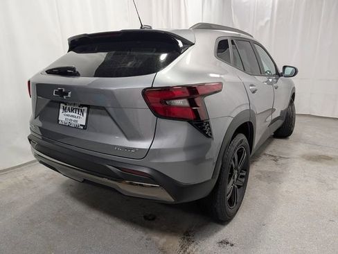 New 2026 Chevrolet Trax ACTIV w/ Sunroof Package image 3