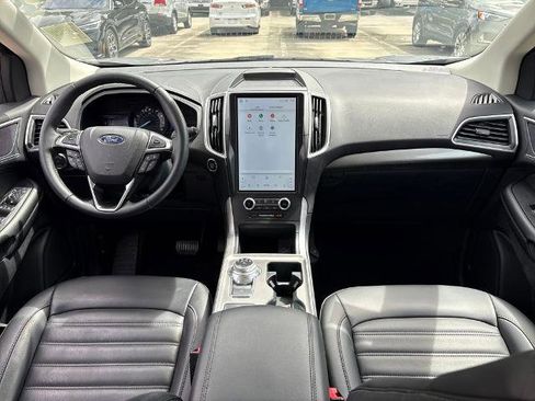 Certified 2024 Ford Edge SEL w/ Convenience Package AWD/4WD image 12