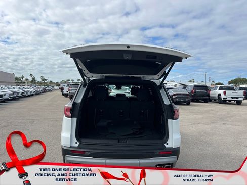 Certified 2025 GMC Acadia Elevation image 15