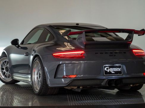 Used 2018 Porsche 911 GT3 RWD image 27