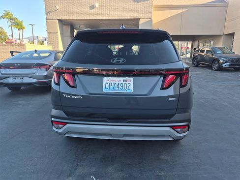Used 2025 Hyundai Tucson SEL AWD/4WD image 8
