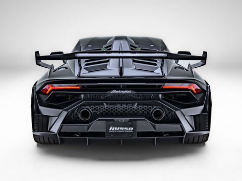 Used 2022 Lamborghini Huracan STO image 6