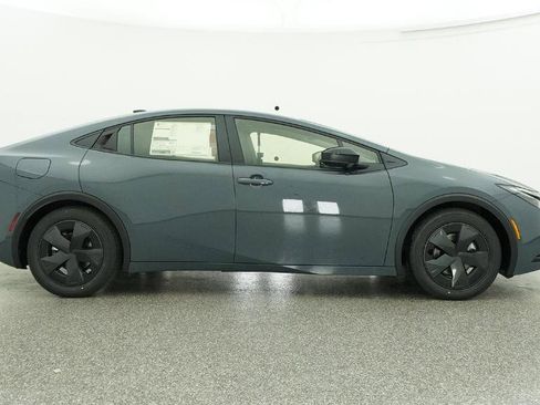 New 2026 Toyota Prius Plug-In Hybrid image 26