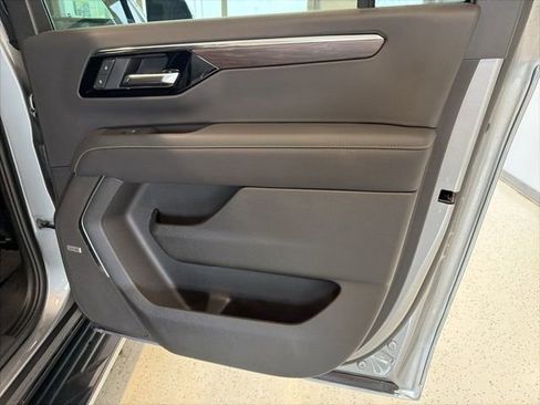 New 2026 Chevrolet Suburban Premier AWD/4WD image 53