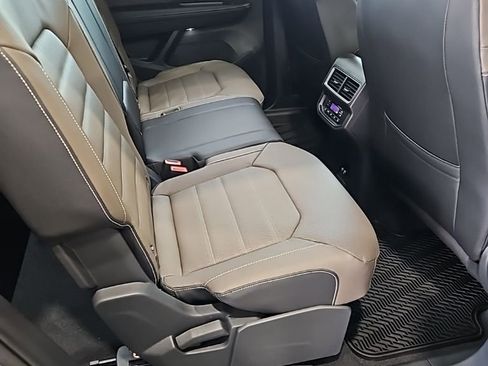 New 2026 Volkswagen Atlas SEL AWD/4WD image 17