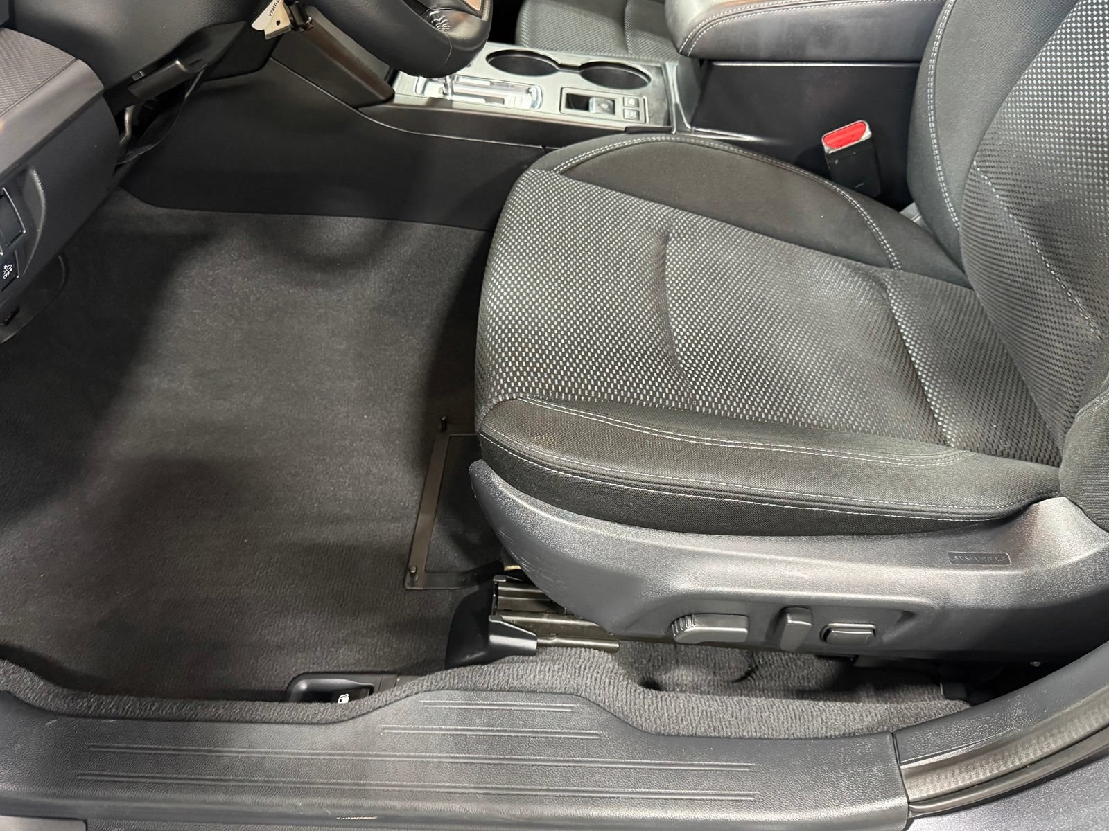 Used 2019 Subaru Outback 2.5i Premium AWD/4WD image 18
