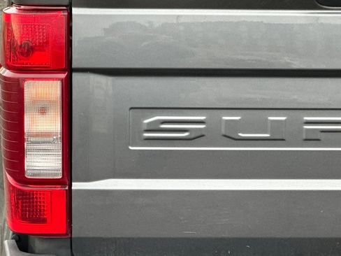 Used 2021 Ford F250 Lariat w/ Chrome Package image 45