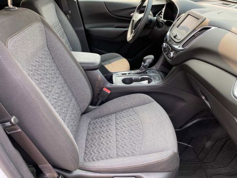 Used 2023 Chevrolet Equinox LT w/ LPO, Floor Liner Package image 22