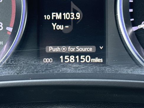 Used 2014 Toyota Highlander XLE FWD image 22