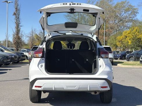 Used 2024 Nissan Kicks S image 15