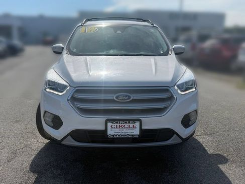 Used 2018 Ford Escape SEL w/ Ford Safe & Smart Package AWD/4WD image 2