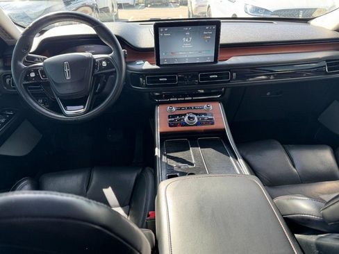 Used 2020 Lincoln Aviator Reserve w/ Equipment Group 202A image 9