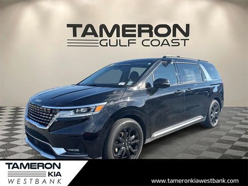 Certified 2022 Kia Carnival SX image 1