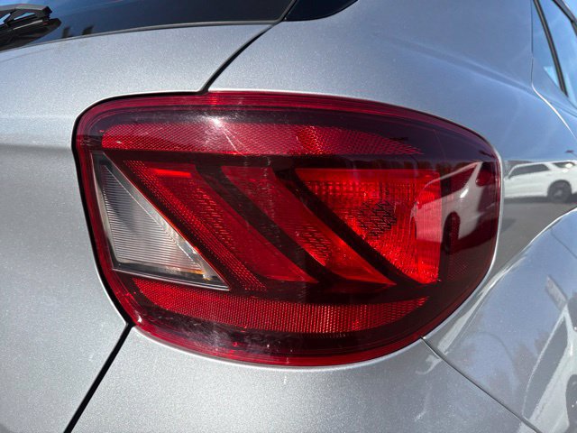 Used 2025 Hyundai Venue SEL FWD image 13