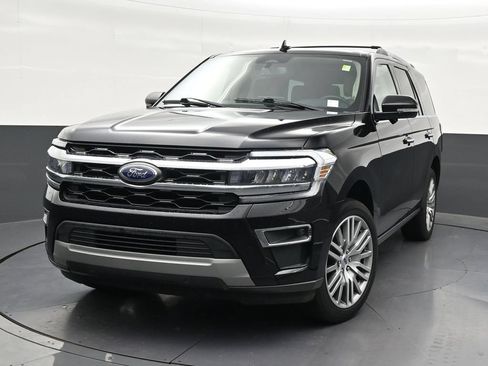 Used 2023 Ford Expedition Limited RWD image 9