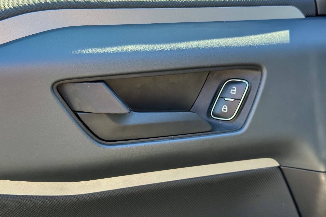 Used 2024 Ford Bronco Sport Big Bend w/ Convenience Package AWD/4WD image 22