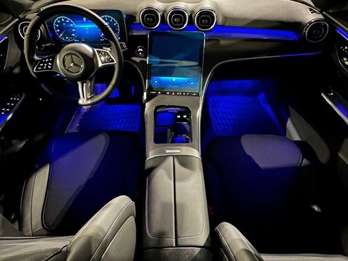 New 2026 Mercedes-Benz C 300 4MATIC Sedan image 18