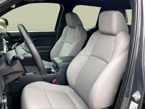 New 2026 Toyota Tacoma SR5 image 9