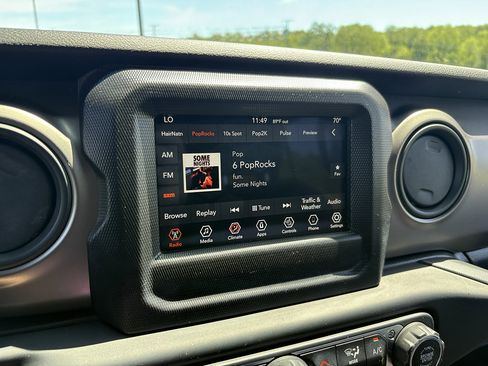 Used 2018 Jeep Wrangler Unlimited Sport S AWD/4WD image 35