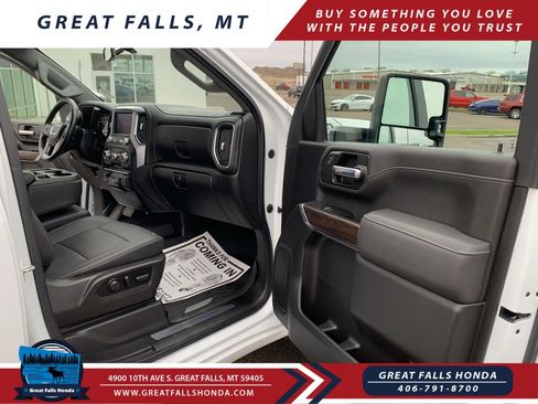 Used 2022 GMC Sierra 3500 SLT w/ Gooseneck/5TH Wheel Package image 29
