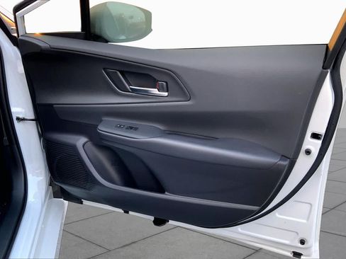 Used 2024 Toyota Prius Prime FWD image 20