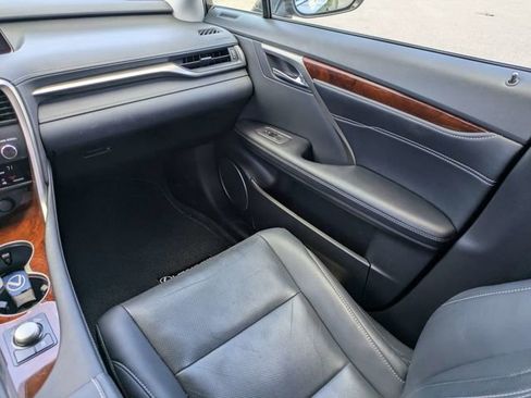 Used 2018 Lexus RX 350L FWD image 18