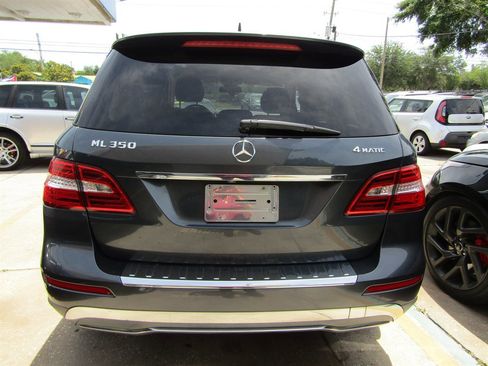 Used 2013 Mercedes-Benz ML 350 4MATIC image 3