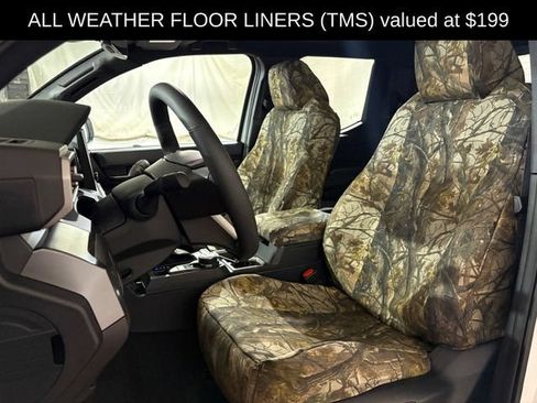 Used 2025 Toyota Tacoma TRD Off-Road w/ TRD Off Road Upgrade Package AWD/4WD image 5