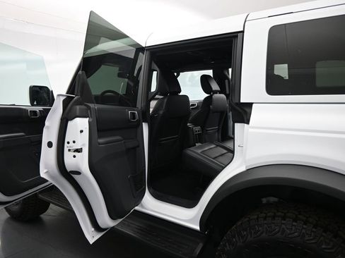 New 2026 Ford Bronco Outer Banks AWD/4WD image 16