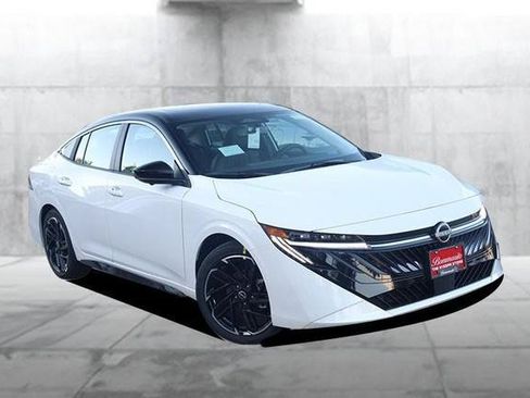 New 2026 Nissan Sentra SR FWD image 2