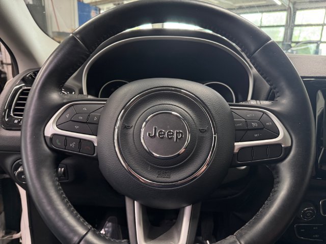 Used 2018 Jeep Compass Latitude w/ Popular Equipment Group AWD/4WD image 23