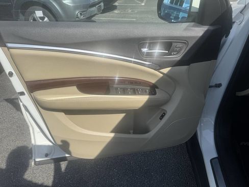 Used 2015 Acura MDX FWD image 10