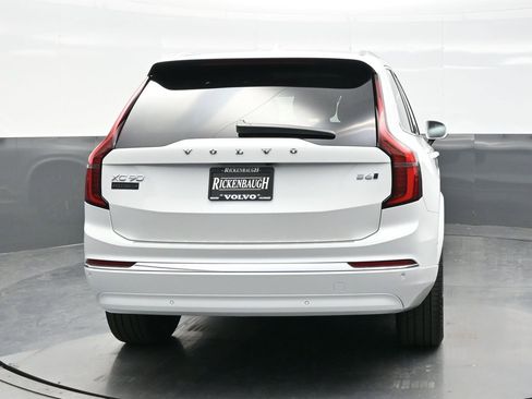 New 2026 Volvo XC90 B6 Plus w/ Protection Package image 6