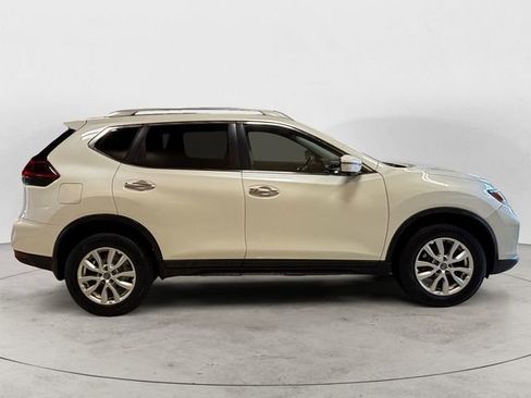 Used 2018 Nissan Rogue SV w/ Premium Package AWD/4WD image 6