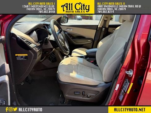Used 2018 Hyundai Santa Fe Sport w/ 2.4L Value Package 02 FWD image 9