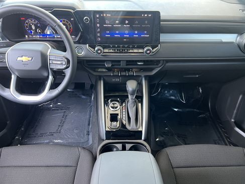 Used 2026 Chevrolet Colorado LT AWD/4WD image 30